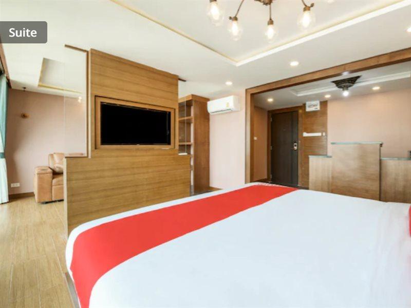 Super Oyo 458 Nakorn Siam Boutique Hotel Pattaya Exterior foto