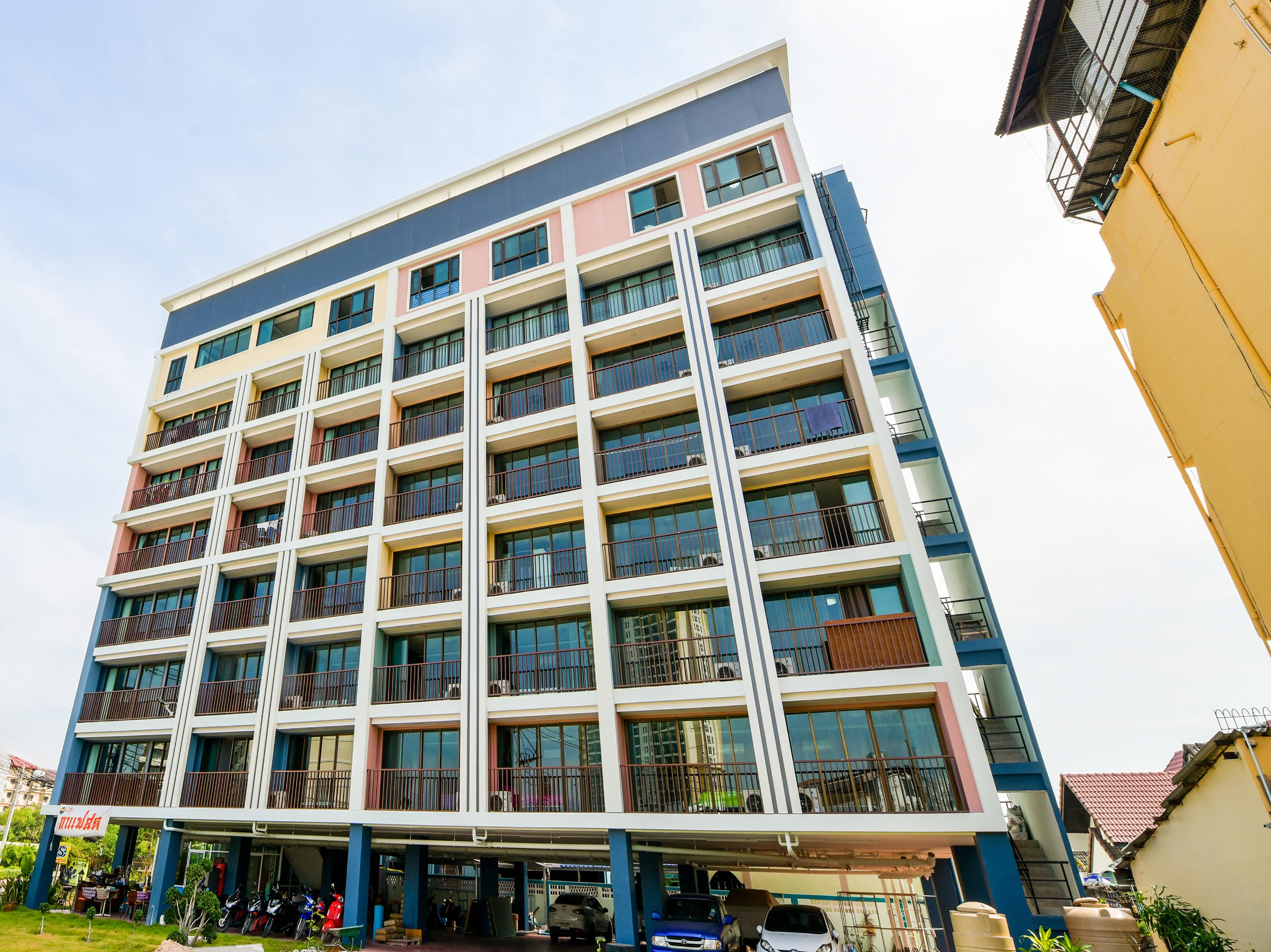 Super Oyo 458 Nakorn Siam Boutique Hotel Pattaya Exterior foto