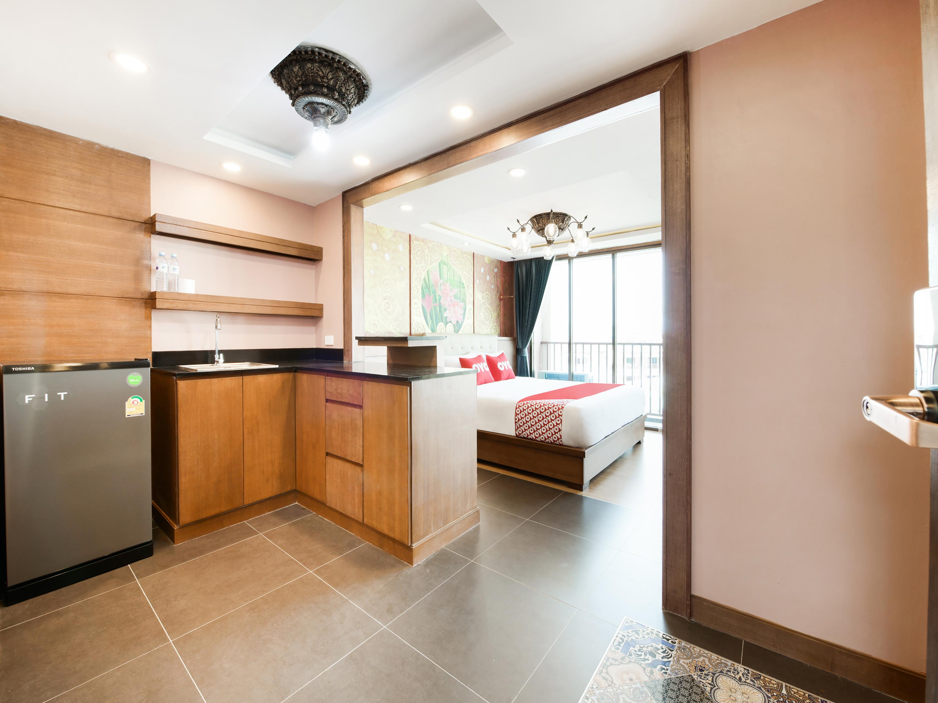 Super Oyo 458 Nakorn Siam Boutique Hotel Pattaya Exterior foto