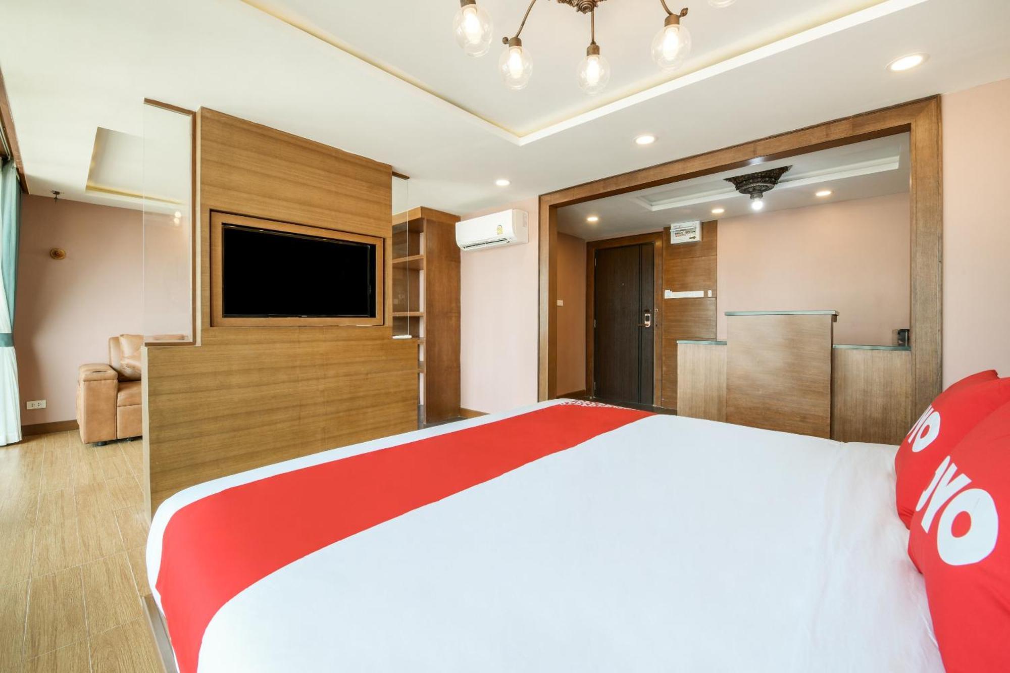 Super Oyo 458 Nakorn Siam Boutique Hotel Pattaya Exterior foto